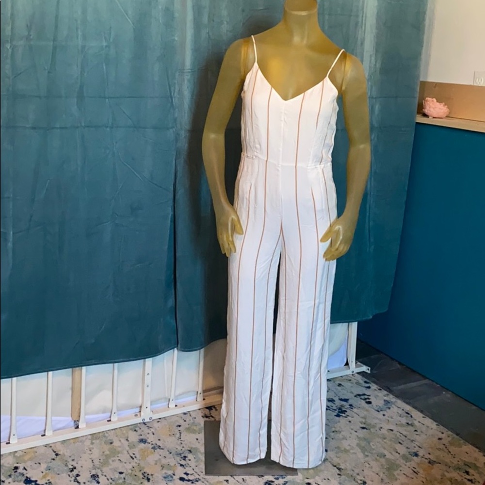 White linen jumpsuit! Gorgeous!!